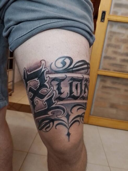 Lettering Ornamental - Tatuagem Lettering Ornamental Decorativo