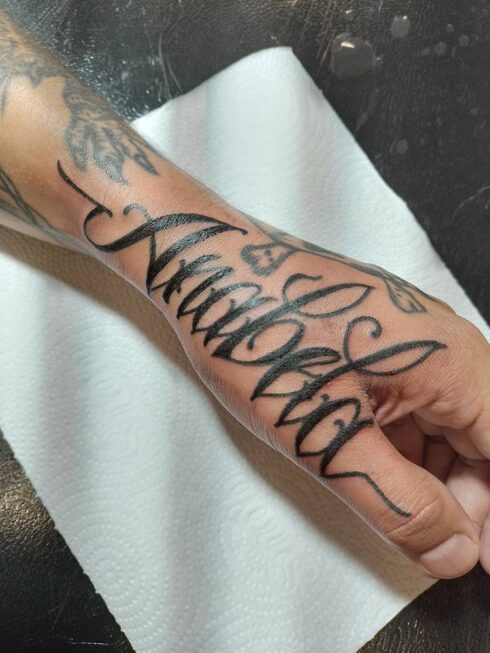 Lettering Ornamental - Tatuagem Lettering Ornamental Decorativo