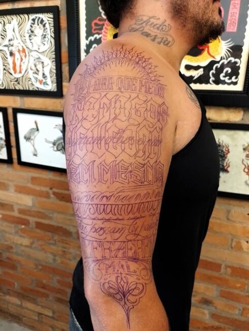 Lettering Ornamental - Tatuagem Lettering Ornamental Decorativo
